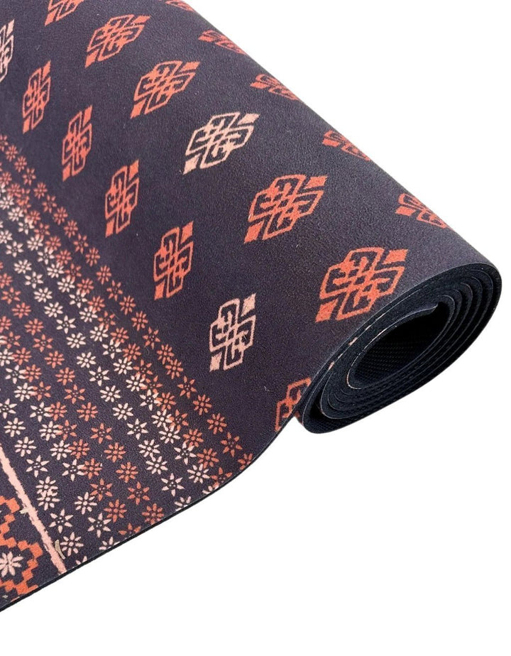 Nomad Carob Yoga Mat + Strap - Yogi Peace Club - Yoga Mat